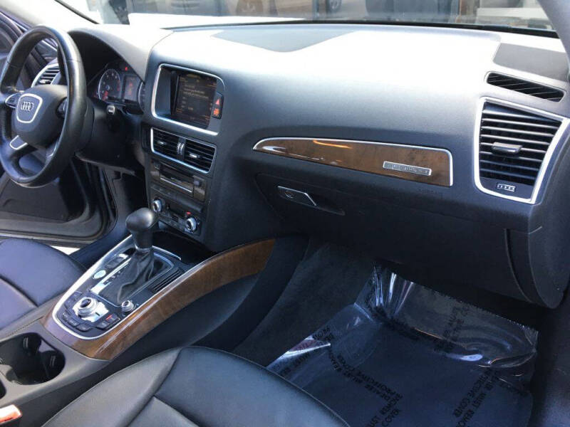 2017 Audi Q5 2.0T quattro Premium