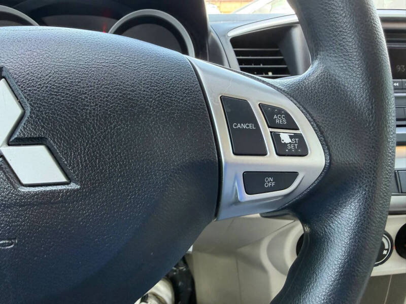 2014 Mitsubishi Lancer