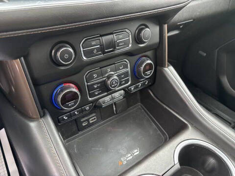 2021 Chevrolet Suburban High Country