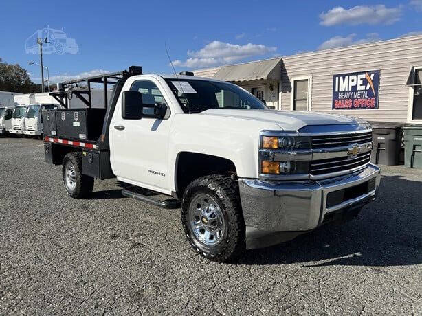 2018 Chevrolet Silverado 3500 Chassis Cab Work Truck's photo