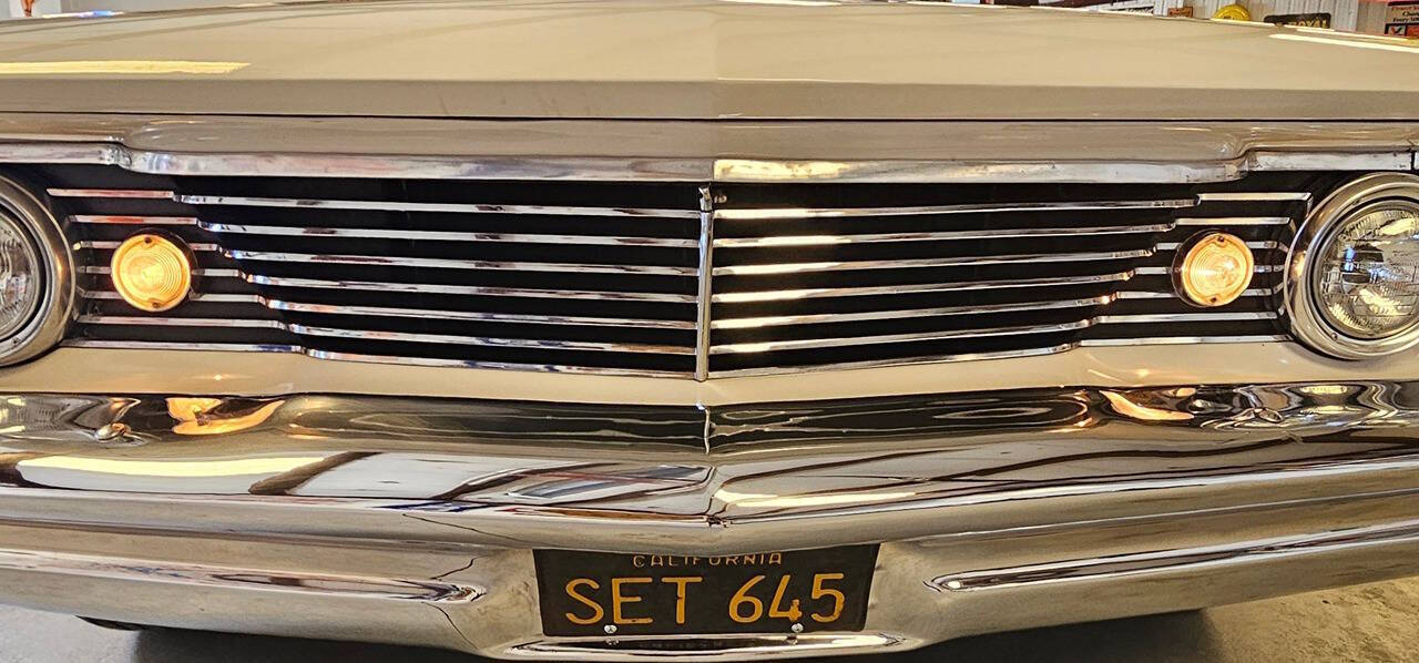 1960 Pontiac Ventura 32