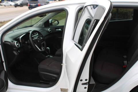 2018 Chevrolet Sonic LT Auto