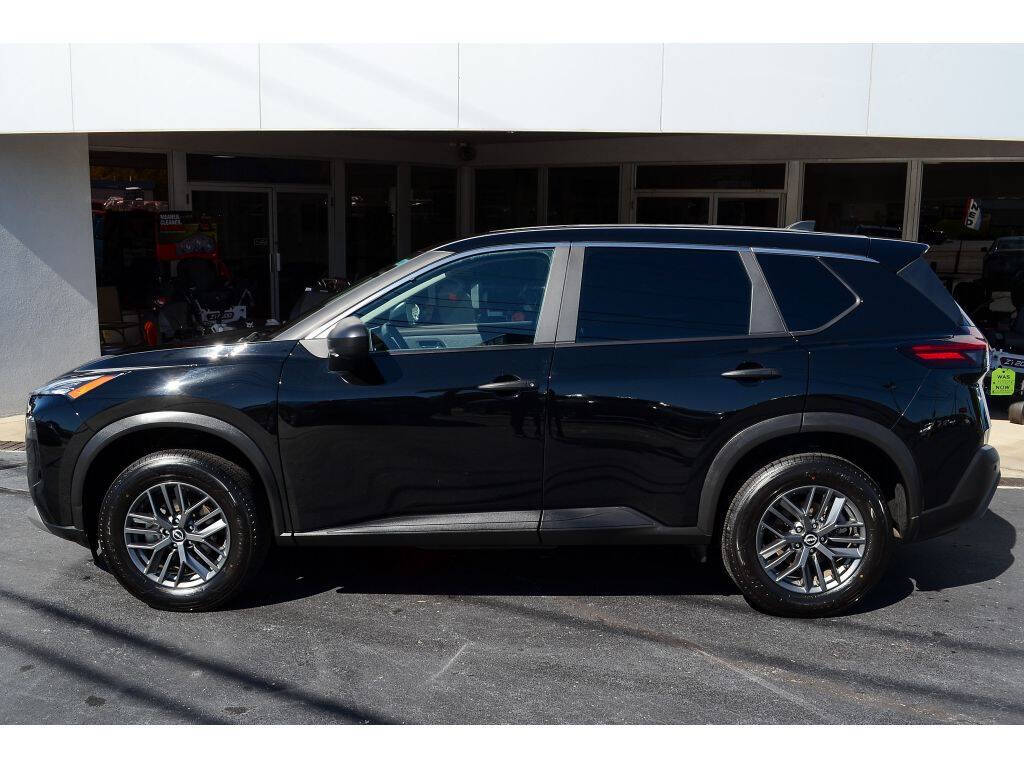 2023 Nissan Rogue for sale at EARL DUFF PRE-OWNED CENTER in Harriman, TN