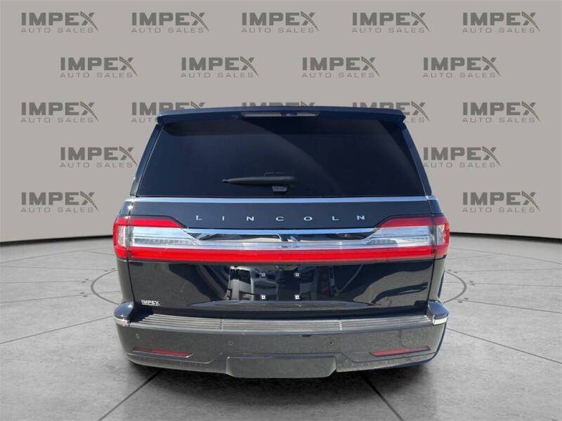 2021 Lincoln Navigator L Reserve