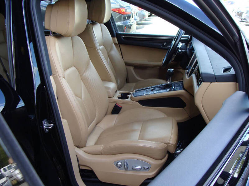 2017 Porsche Macan S