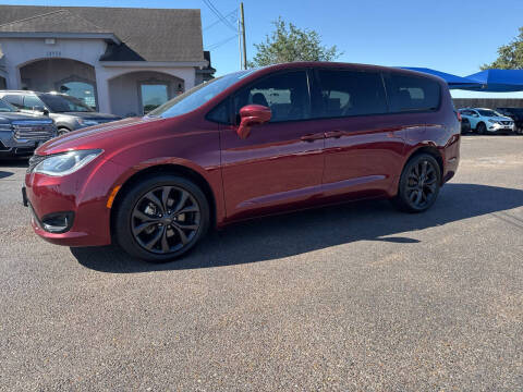 2020 Chrysler Pacifica Touring