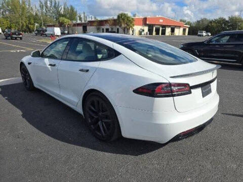 2022 Tesla Model S Plaid