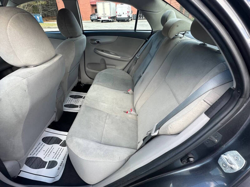 2013 Toyota Corolla LE