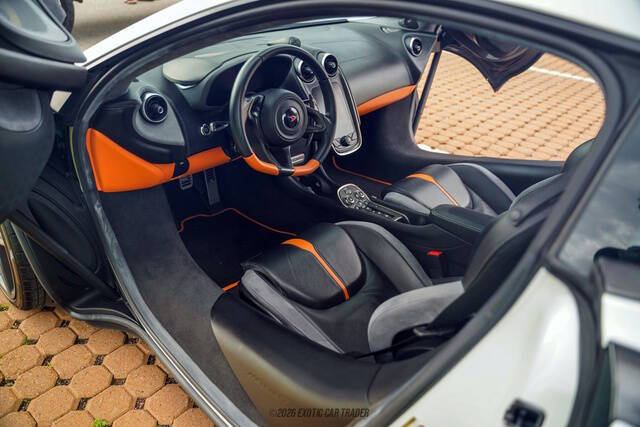 2017 McLaren 570S
