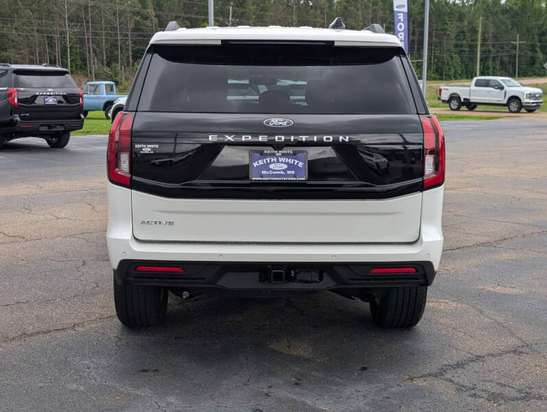 2026 Ford Expedition Active