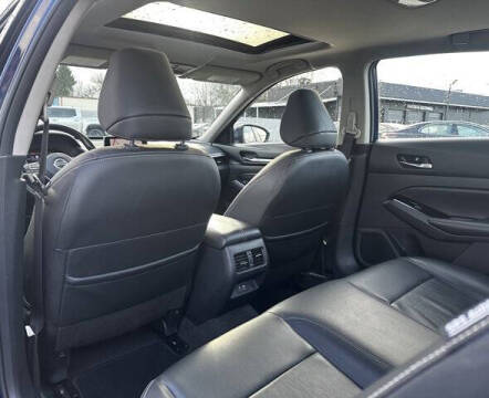 2022 Nissan Altima 2.5 Platinum