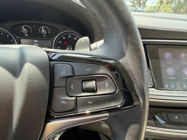 2023 Buick Enclave Essence