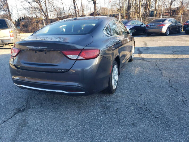 2015 Chrysler 200 Limited