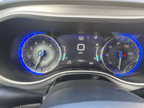 2024 Chrysler Pacifica Touring