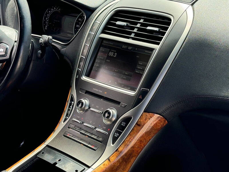 2016 Lincoln MKX Select