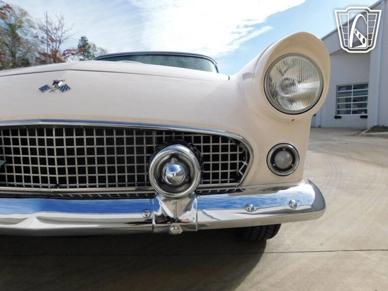 1955 Ford Thunderbird