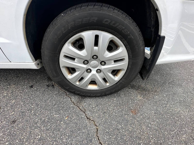 2017 Dodge Grand Caravan SE