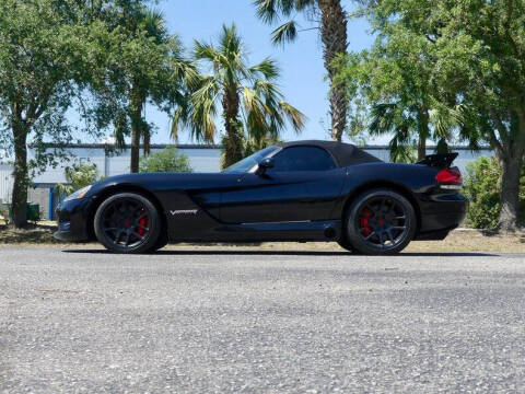 2004 Dodge Viper SRT-10