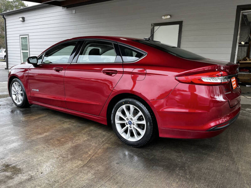 2017 Ford Fusion Hybrid SE