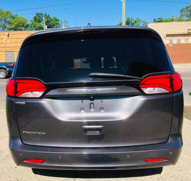 2018 Chrysler Pacifica L