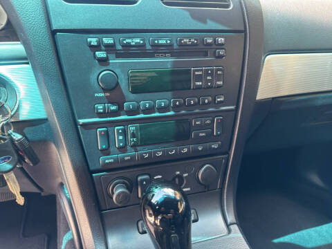 2004 Ford Thunderbird Deluxe