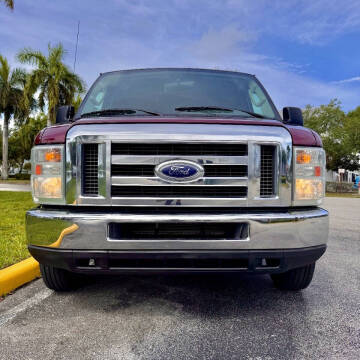 2008 Ford E-Series E-350 SD XLT
