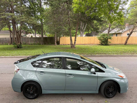 2014 Toyota Prius Two