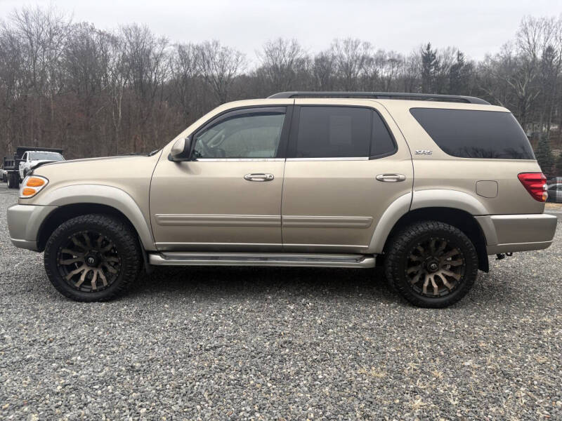 2004 Toyota Sequoia SR5