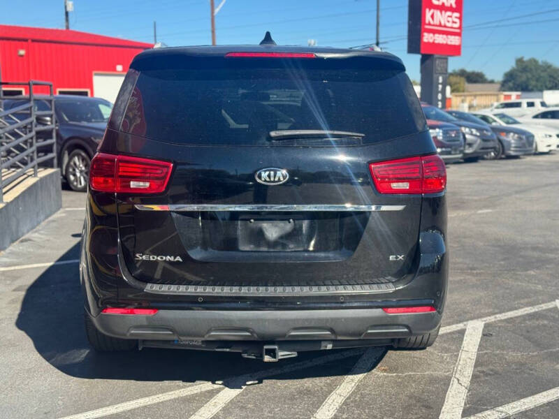 2019 Kia Sedona LX
