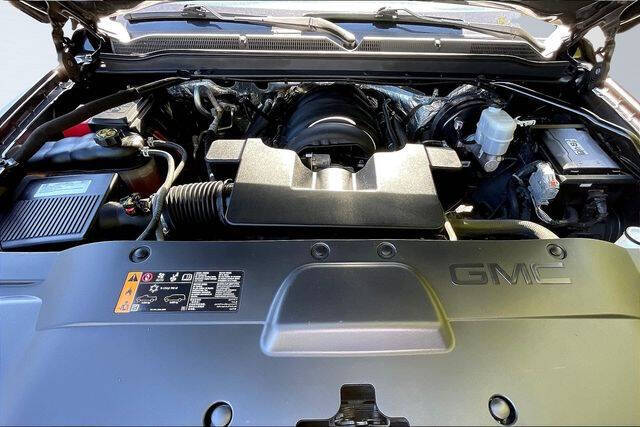 2017 GMC Yukon SLT