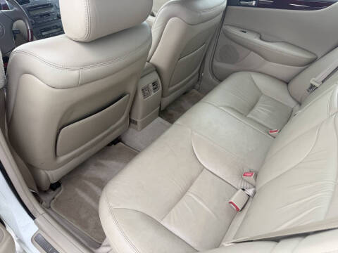2004 Lexus ES 330
