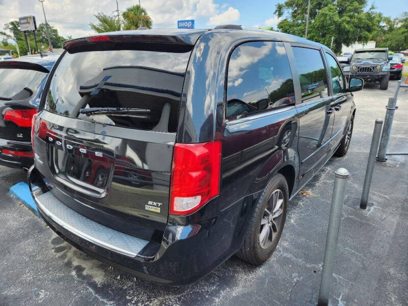 2017 Dodge Grand Caravan SXT