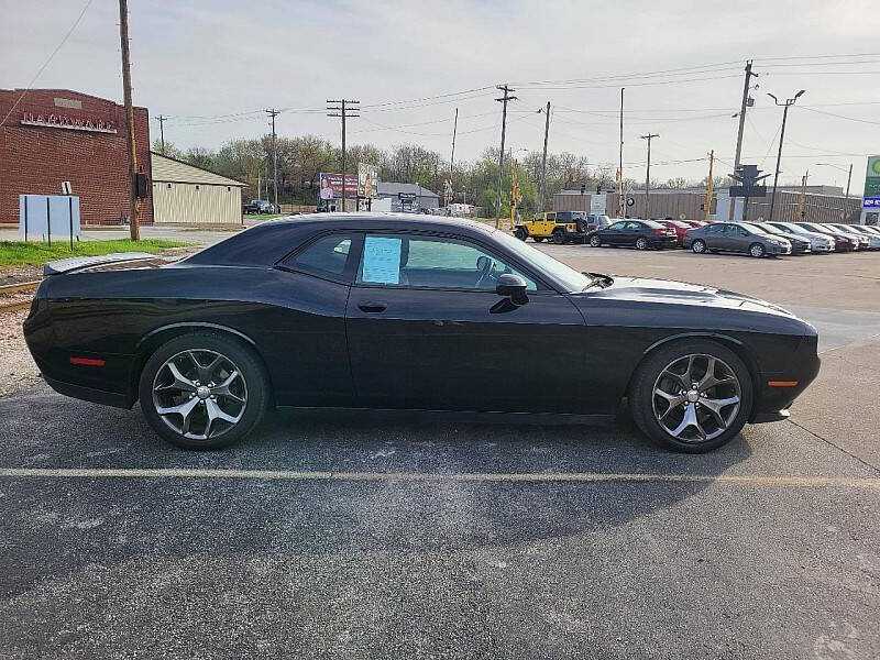 2015 Dodge Challenger SXT