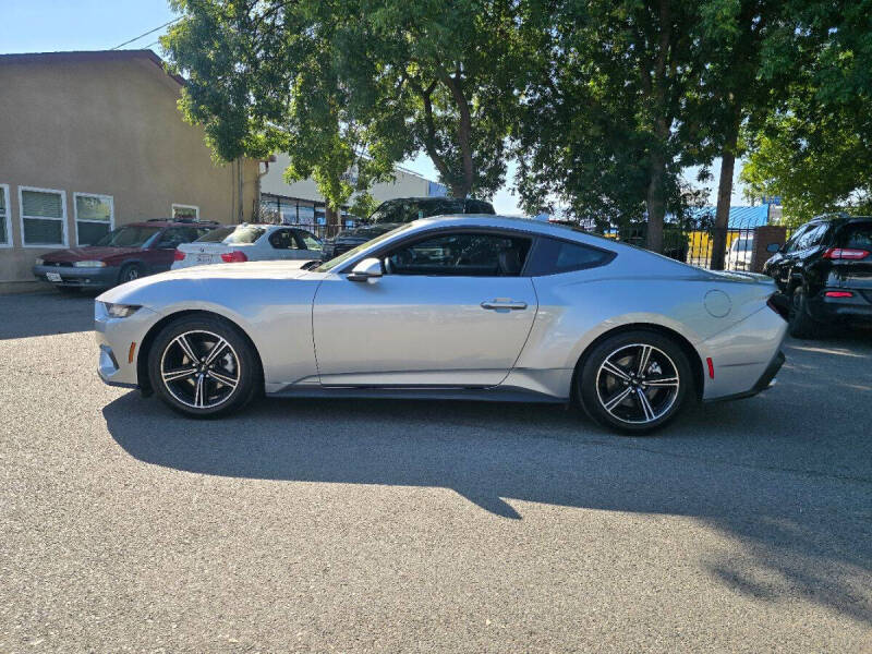 2024 Ford Mustang EcoBoost Premium