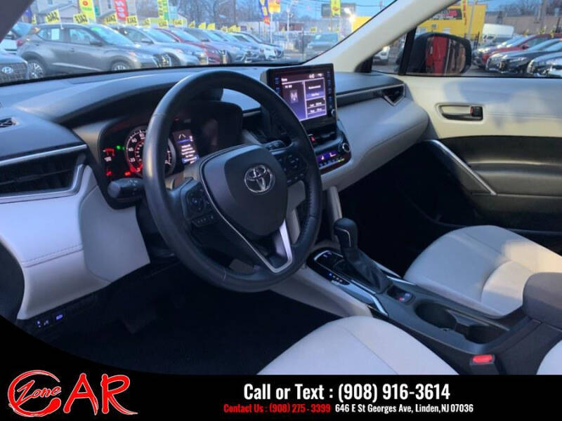 2022 Toyota Corolla Cross LE