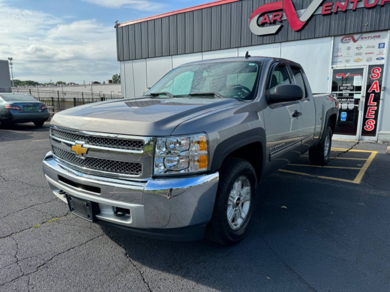 2013 Chevrolet Silverado 1500 for sale at Carventure in Lansing, MI