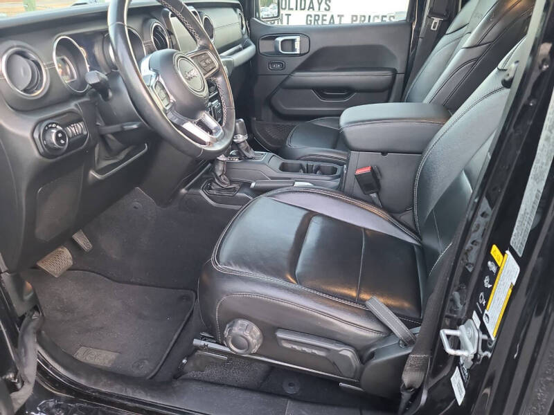 2021 Jeep Gladiator Overland