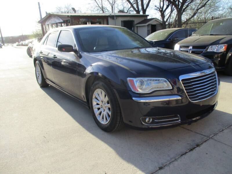 2014 Chrysler 300 for sale at AFFORDABLE AUTO SALES in San Antonio TX