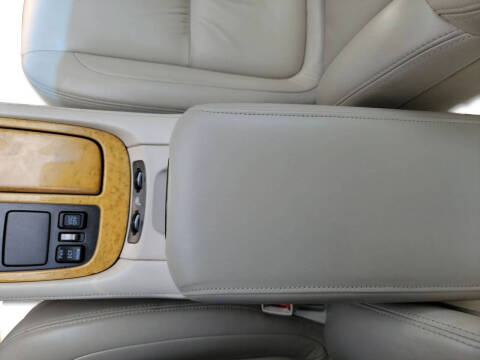 2004 Lexus SC 430