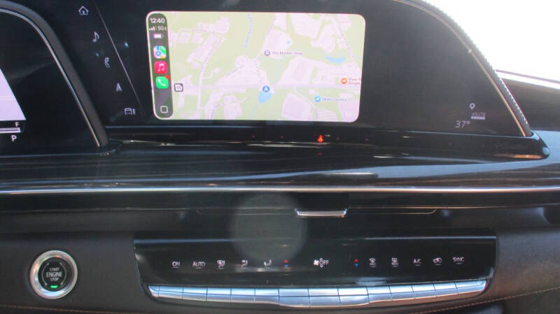 2022 Cadillac Escalade Premium Luxury