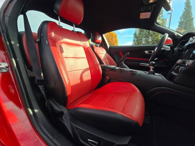 2019 Ford Mustang EcoBoost