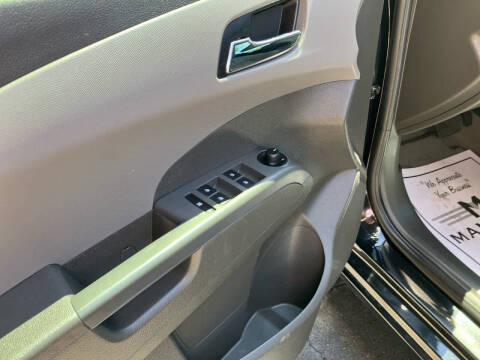 2013 Chevrolet Sonic LT Auto