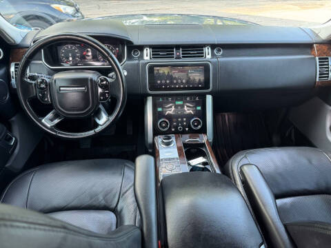 2020 Land Rover Range Rover P525 HSE