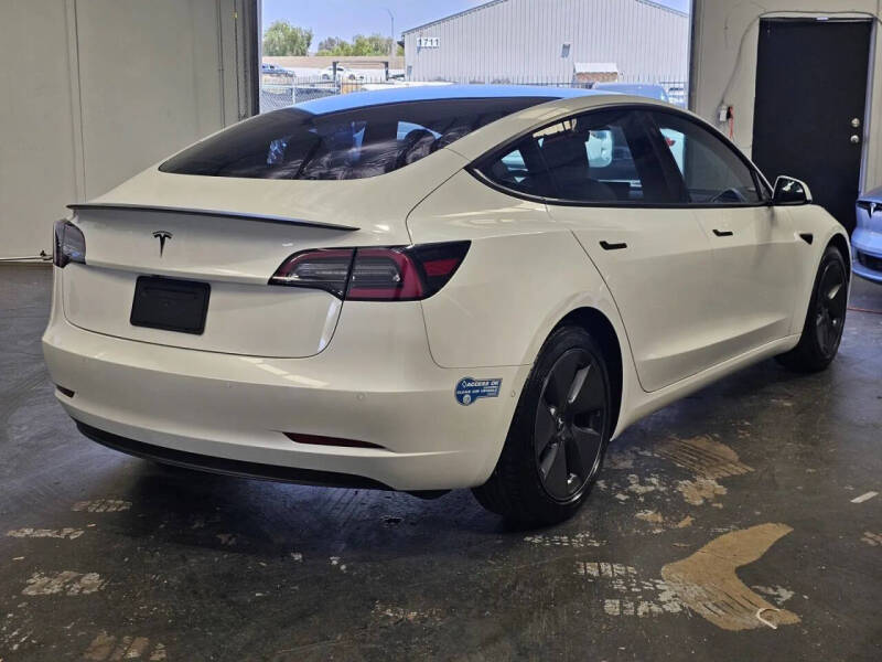 2021 Tesla Model 3 Standard Range Plus