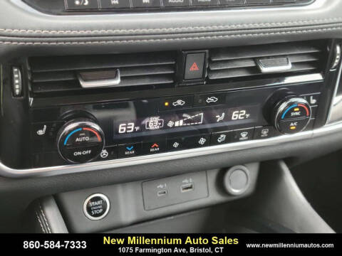 2023 Nissan Rogue SL