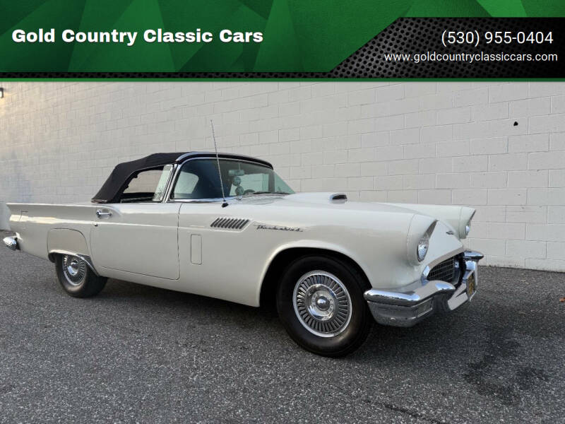 1957 Ford Thunderbird