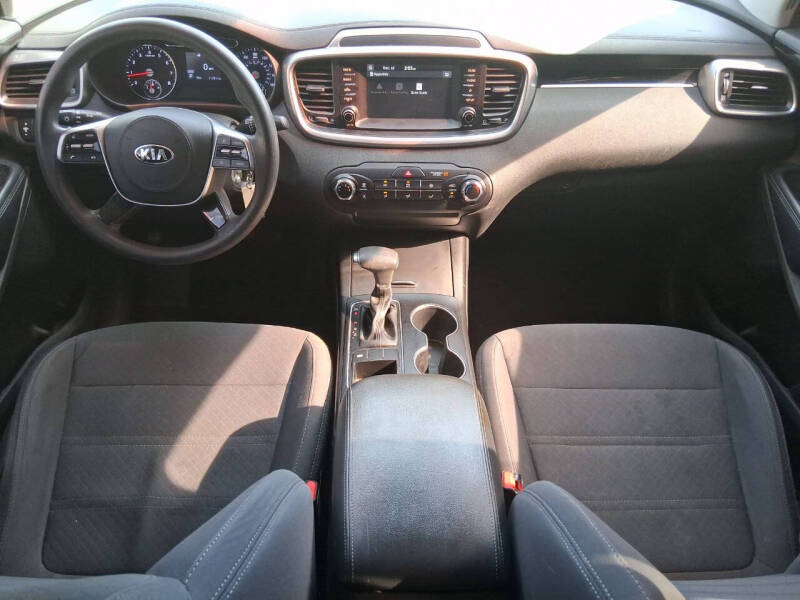 2019 Kia Sorento L