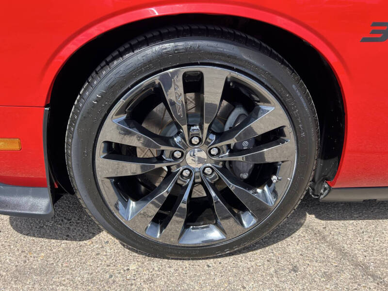 2014 Dodge Challenger SRT8 Core