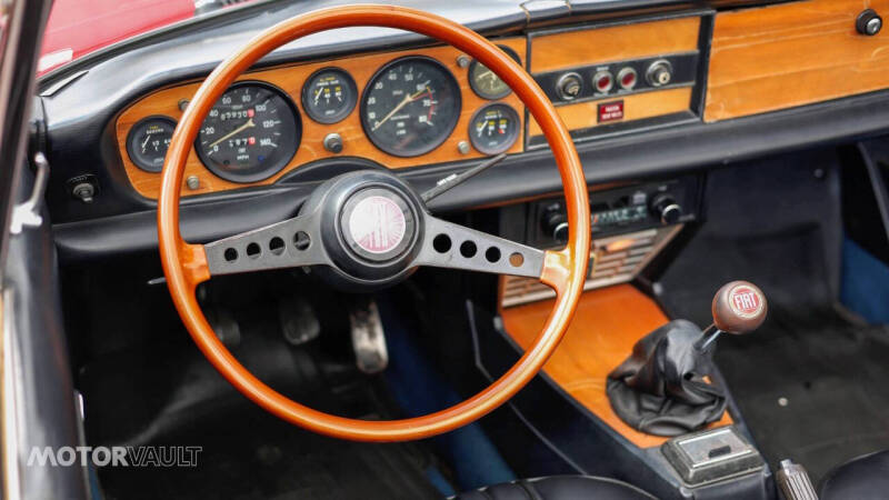 1973 FIAT 124 Spider