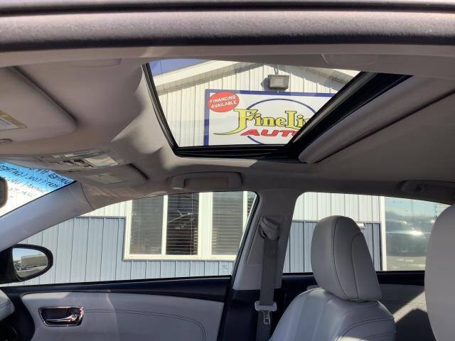 2013 Toyota Avalon Hybrid XLE Touring